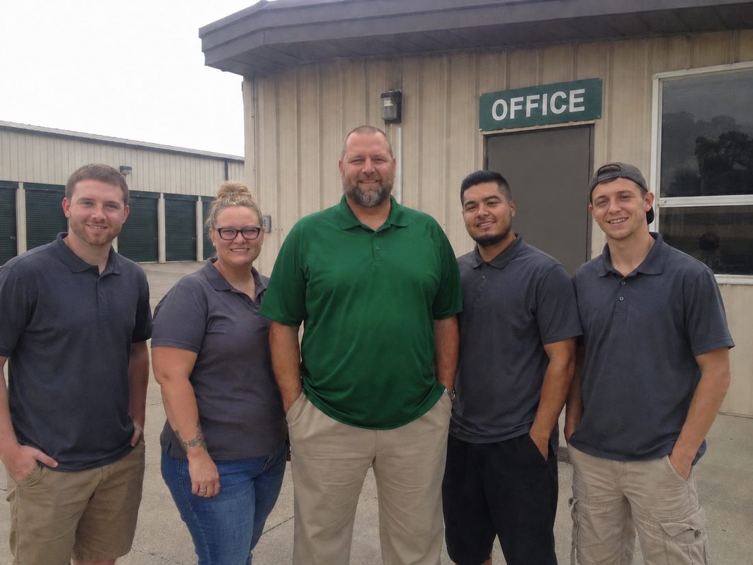 Pest control professionals in Waco, TX